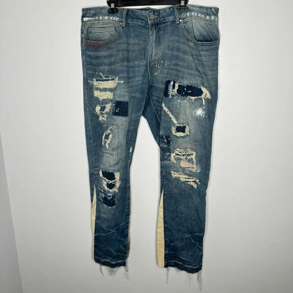 First Row distressed jeans size 40/32